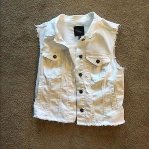 Jessica Simpson White Jean Jacket Size M
